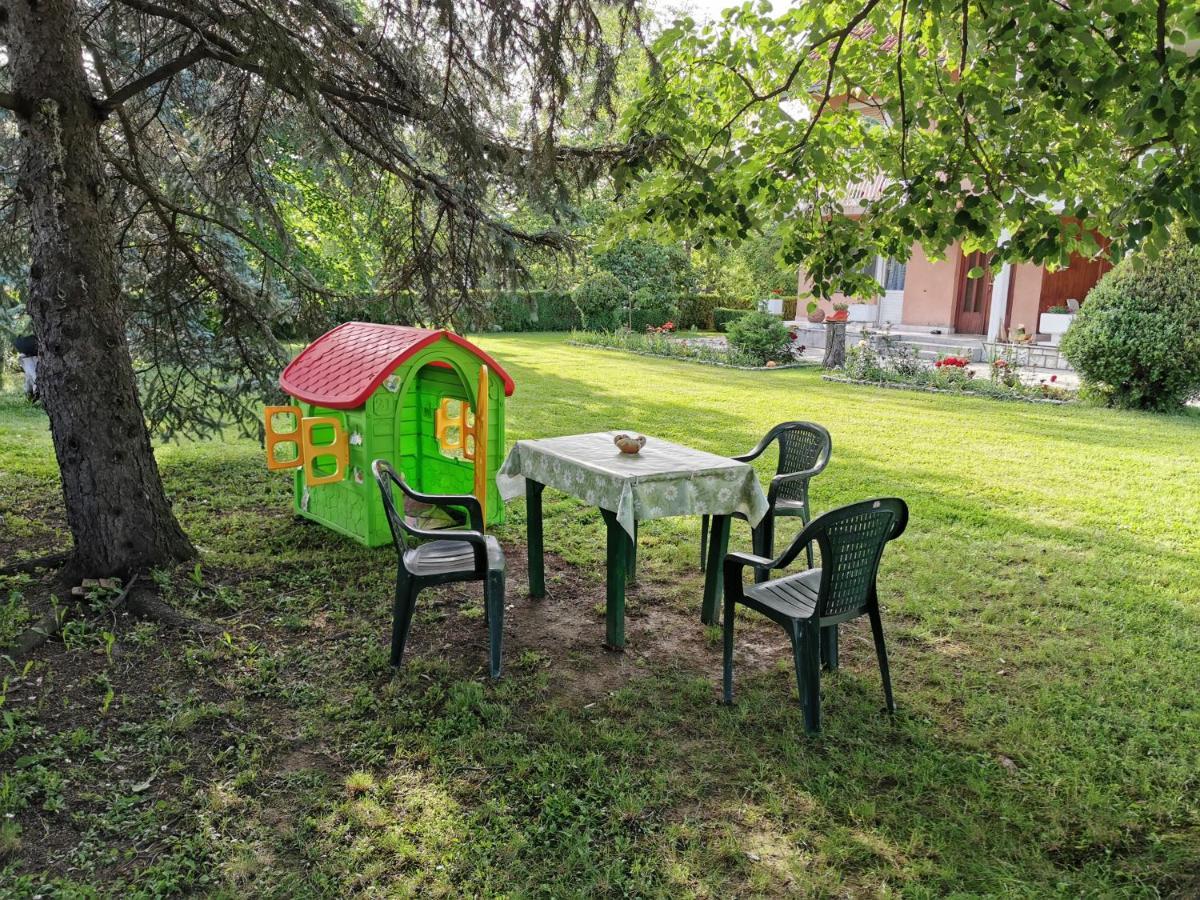 Apartments Domacinstvo Nikolic Валево Экстерьер фото