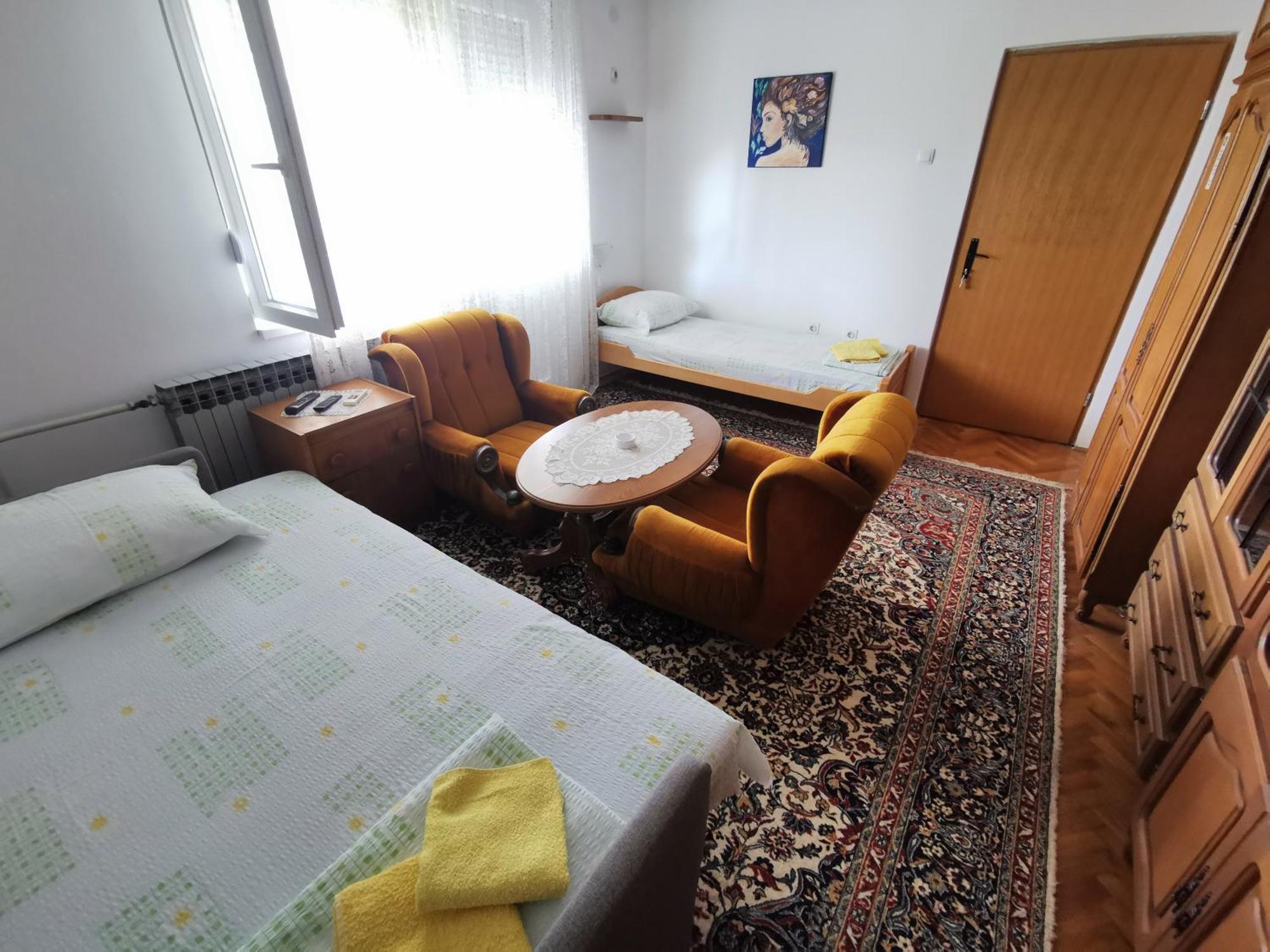 Apartments Domacinstvo Nikolic Валево Экстерьер фото