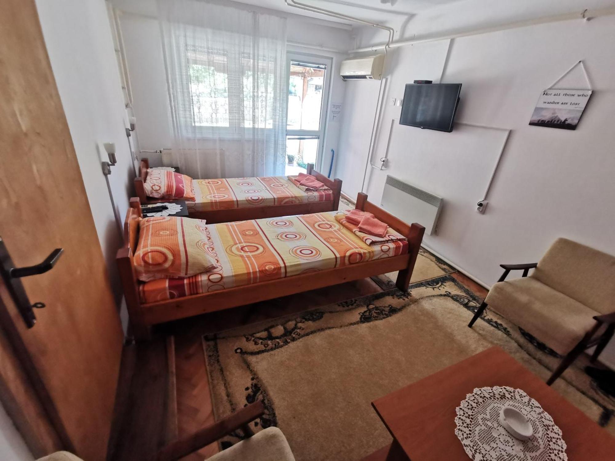 Apartments Domacinstvo Nikolic Валево Экстерьер фото